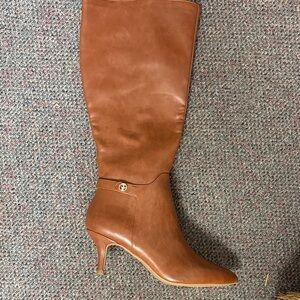 Giani Bernini Tan Heeled Boots